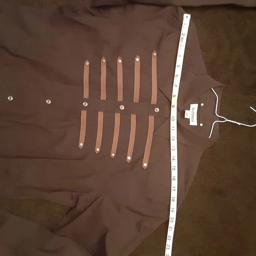 Men's Military-esque Dress Shirt - Picture 4 of 10
